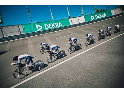 Cadex Tri Frameset Aurora Hologram click to zoom image