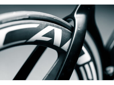 Cadex Aero 4 Spoke 1K Tubeless Disc-Brake DB RW HG & XDR click to zoom image