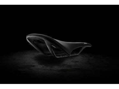 Cadex Amp click to zoom image