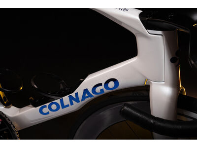 Colnago Y1RS Disc 2025 Carbon TT Aero Bike Dura Ace Di2 click to zoom image