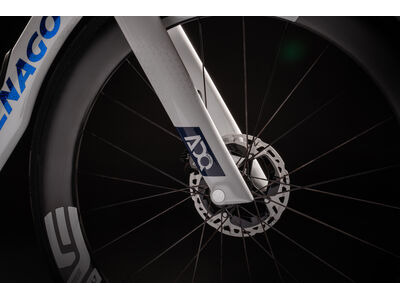 Colnago Y1RS Disc Carbon Aero Frameset White & Blue Decal click to zoom image