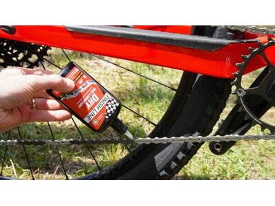 FinishLine Dry Chain Lube (Ceramic Tech) - 2 oz / 60 ml click to zoom image