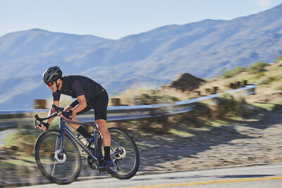 Giant TCR Advanced SL 1 click to zoom image