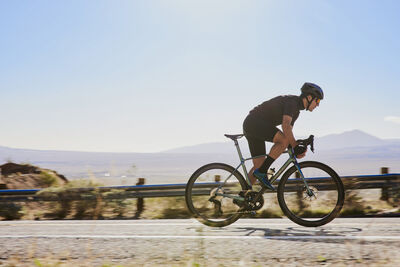 Giant TCR Advanced SL 1 click to zoom image