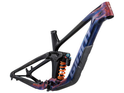Giant Reign Advanced Frameset click to zoom image