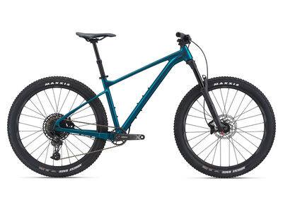 Giant Fathom 1