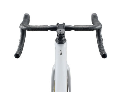 Giant Defy Advanced Pro 1 click to zoom image