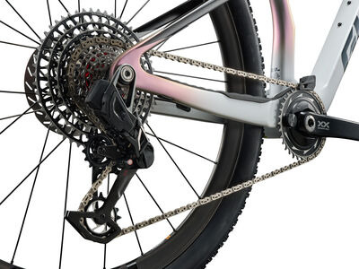 Giant Anthem Advanced SL SE White / Carbon click to zoom image