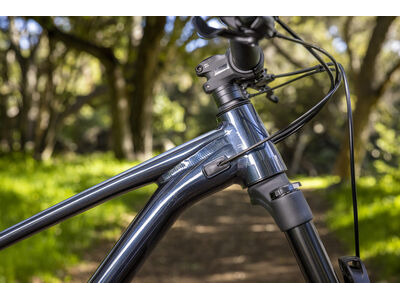 Giant Fathom 1 click to zoom image