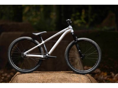 Giant STP 26 Quicksilver click to zoom image