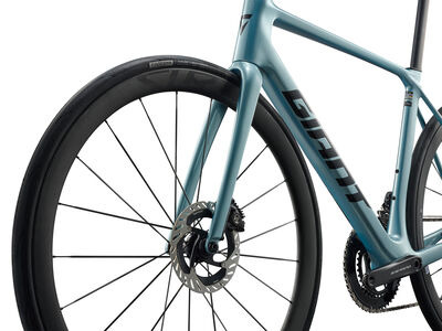 Giant TCR Advanced Pro (Dura-Ace) click to zoom image