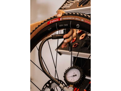 Vittoria Terreno T90 Mud 700x40c Gravel Endurance Full Black G2.0 Tubeless Ready click to zoom image