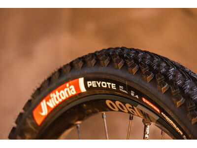 Vittoria Peyote Trail 29x2.1 Trail Full Black G2.0 Tubeless Ready Tyre click to zoom image