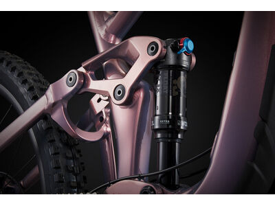 LIV Intrigue X 2 click to zoom image