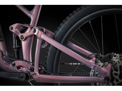 LIV Intrigue X 2 click to zoom image