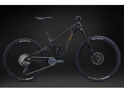 LIV Intrigue X Advanced 1 click to zoom image