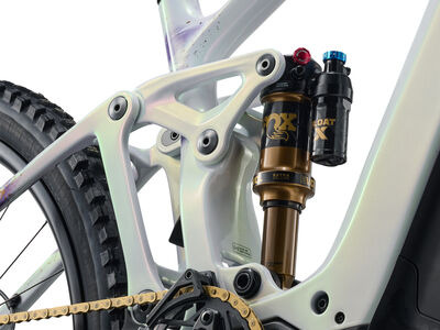 LIV Intrigue Advanced E+ 0 Prism Pearl click to zoom image